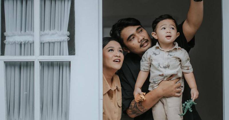 6 Fakta Orangtua Abe Cekut yang Kontennya Selalu Viral